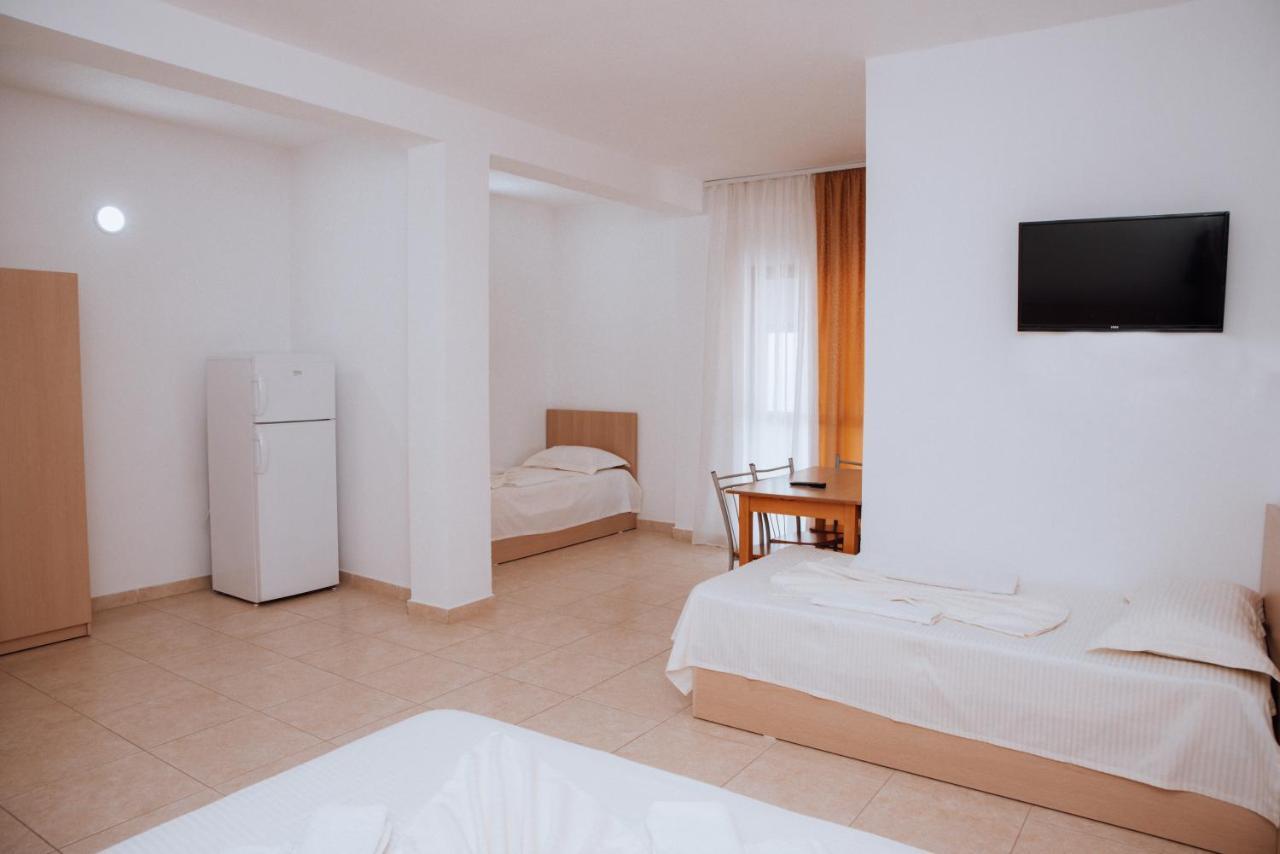 Hotel Perdja Velipoje Ngoại thất bức ảnh